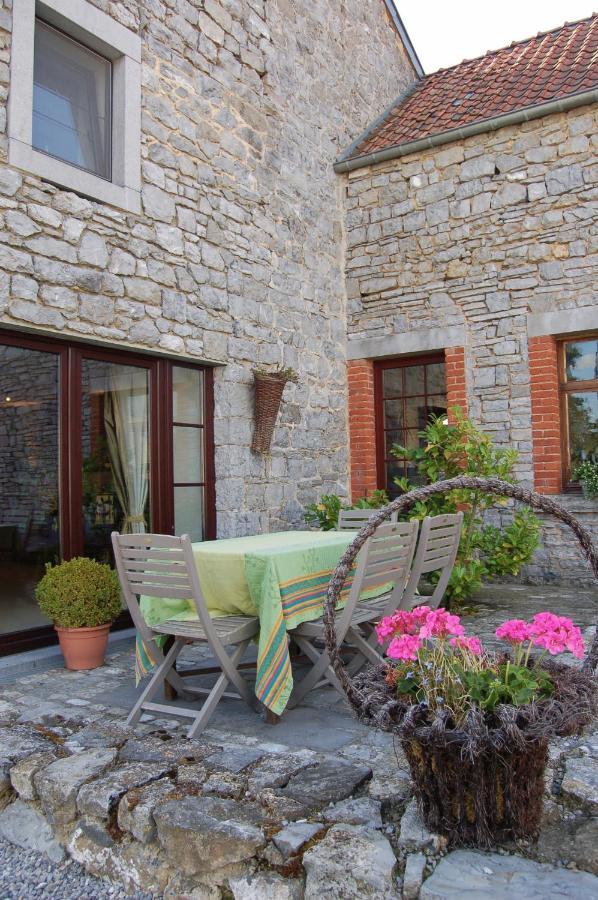 B&B Chession Falaën Extérieur photo